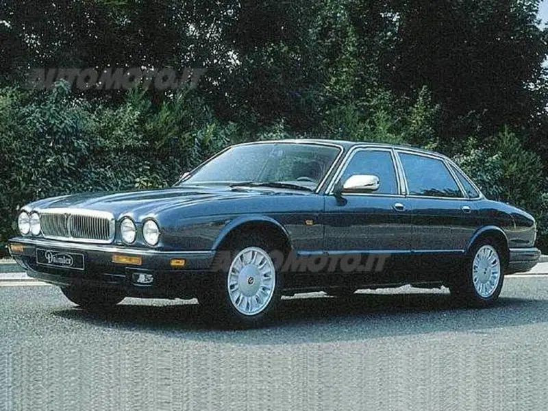 Jaguar Daimler 4.0 cat automatic