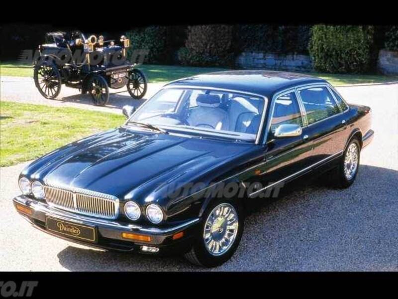 Jaguar Daimler Double Six 6.0 cat LWB Century