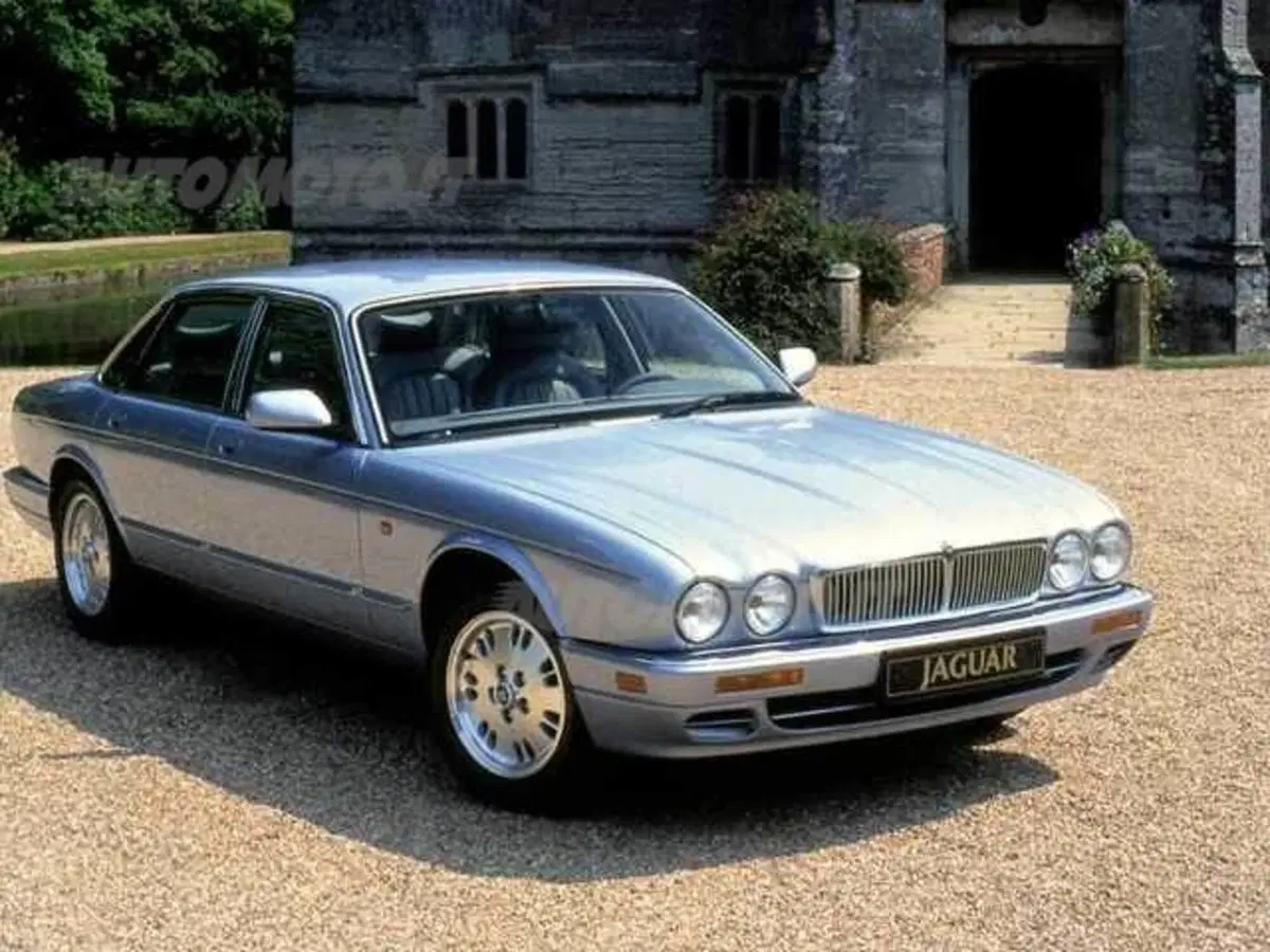 Jaguar Sovereign 3.2 cat