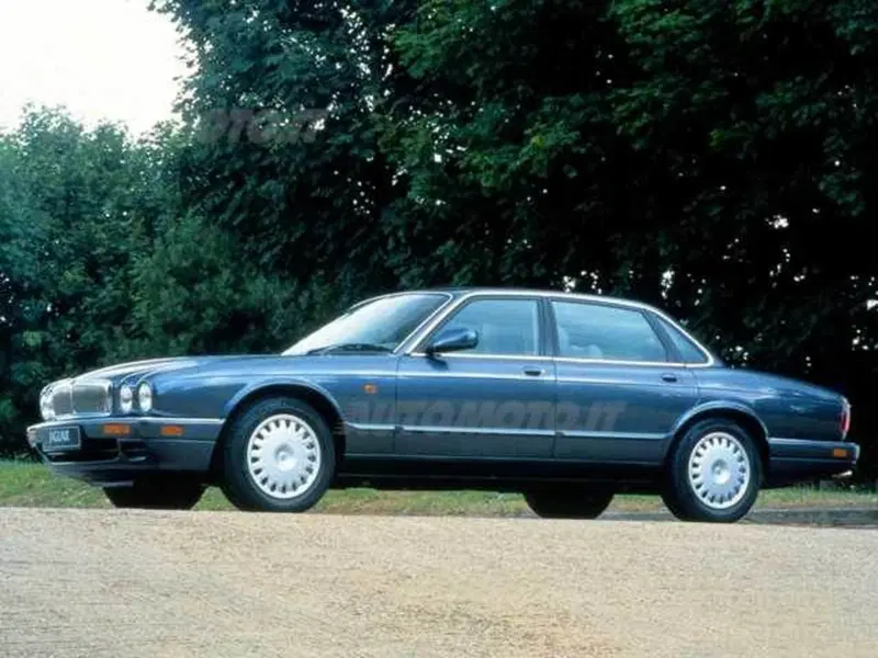 Jaguar XJ6 3.2 cat
