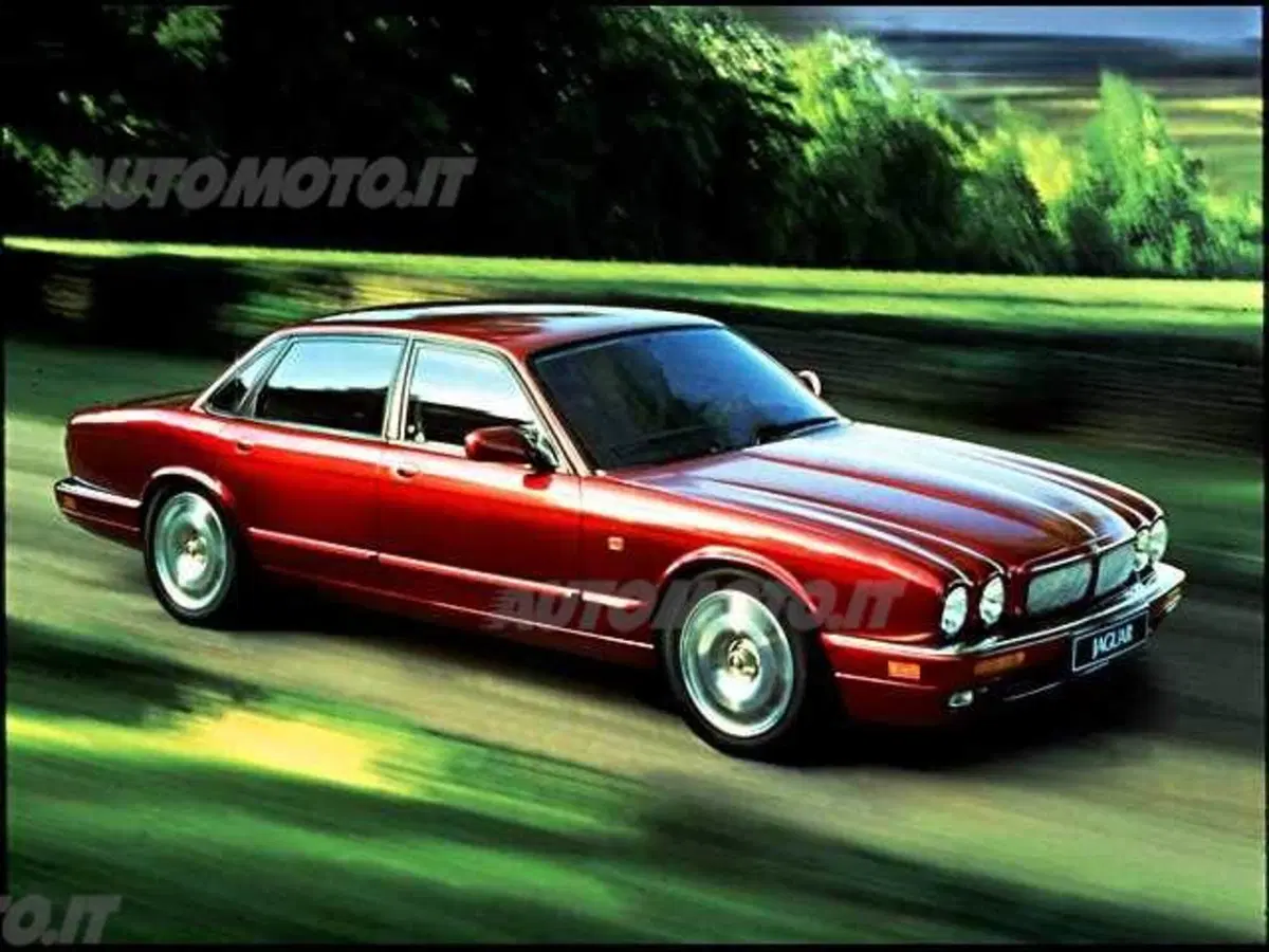 Jaguar XJR 4.0 cat