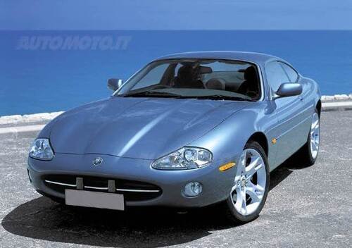 Jaguar XK8 (1996-04)