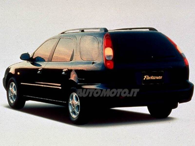 Kia Clarus Sport Wagon (1998-00)