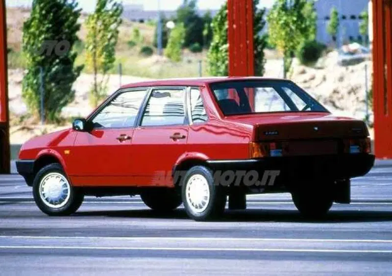 Lada Samara (1987-99)