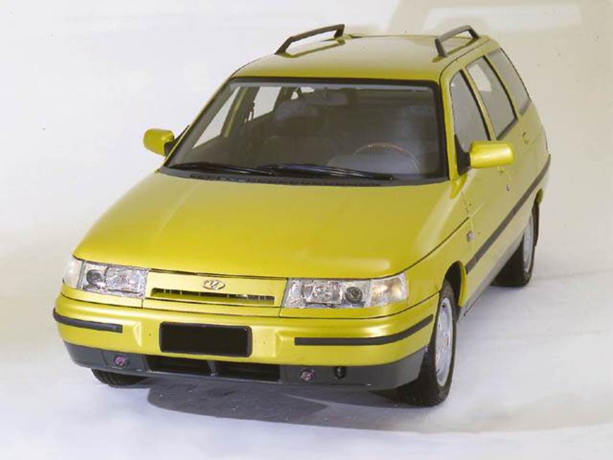 Lada Serie 100 Station Wagon 1.5i cat Station Wagon L: prezzo e scheda ...