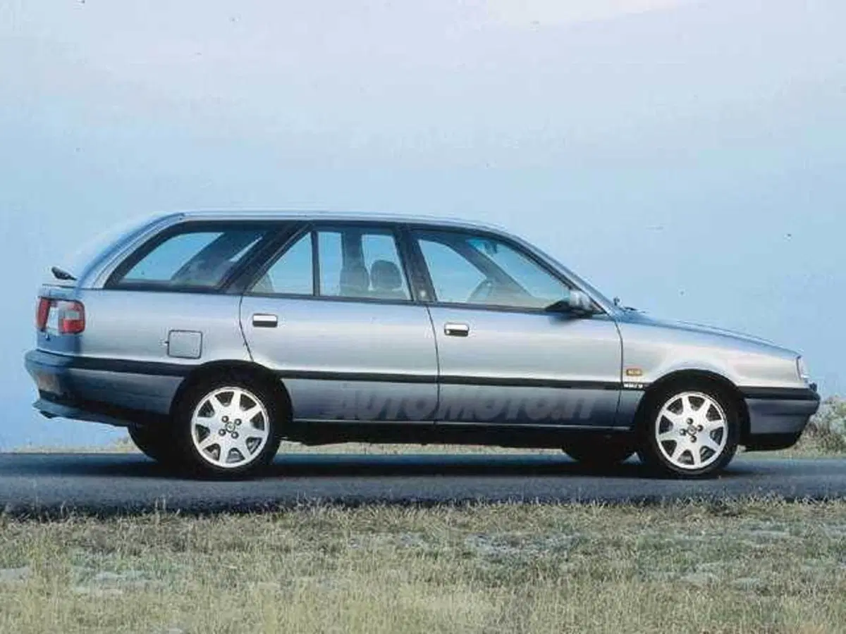 Lancia Dedra Station Wagon i.e. cat Station Wagon LE