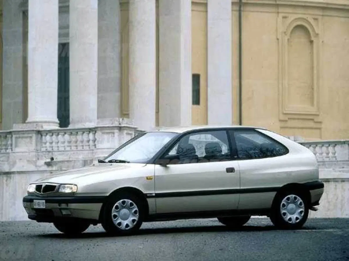 Lancia Delta HPE 1.8 i.e. 16V cat 3 porte