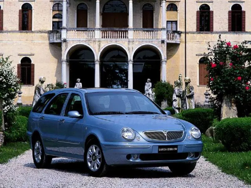 Lancia Lybra Station Wagon JTD cat Station Wag.