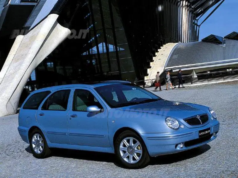 Lancia Lybra Station Wagon JTD cat Station Wagon LX