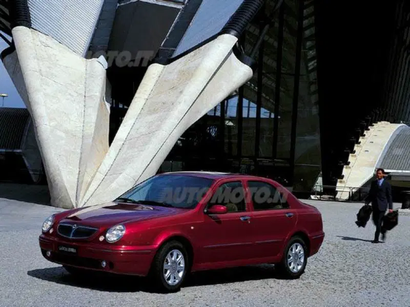 Lancia Lybra JTD 150 CV cat LX