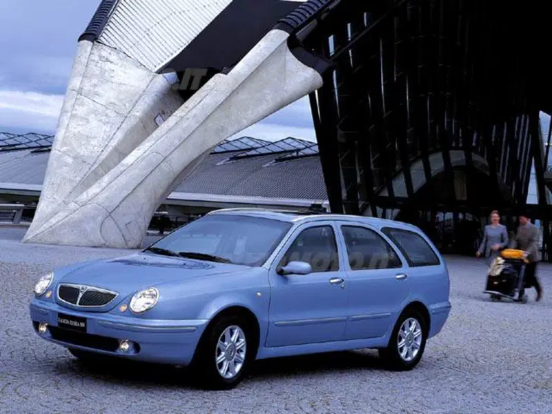 Lancia Lybra Station Wagon JTD 150 CV cat Station Wagon LX