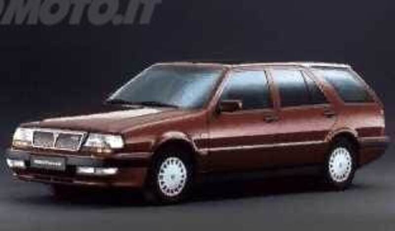 Lancia Thema Station Wagon i.e. 16V cat S.W. 