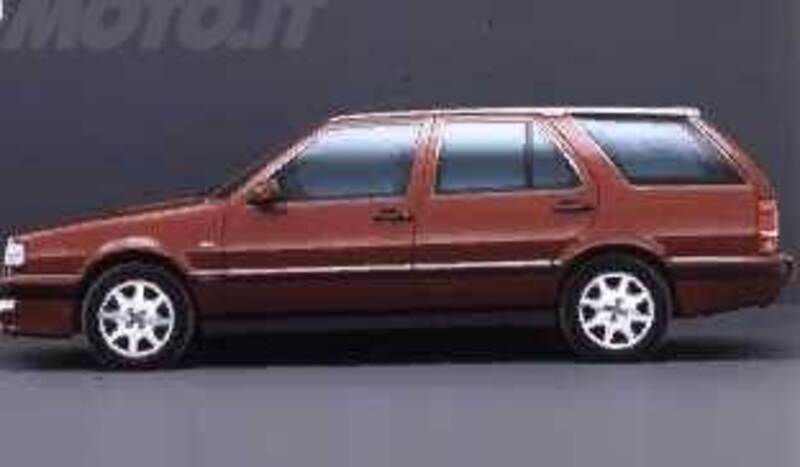 Lancia Thema Station Wagon i.e. 16V cat S.W. LE