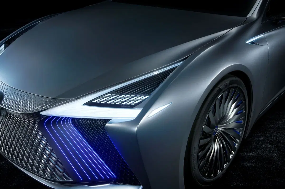 Lexus LS+ Concept, l'ammiraglia di domani (15)