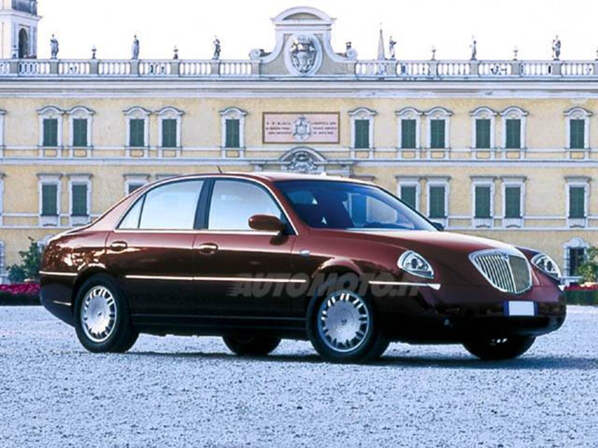 lancia thesis scheda tecnica