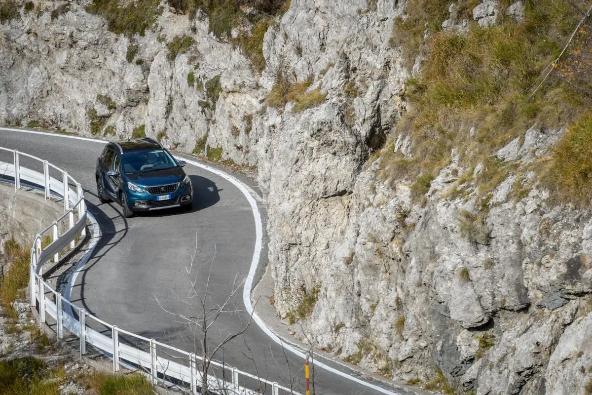 Peugeot 2008 Crossway, voglia d'avventura (19)