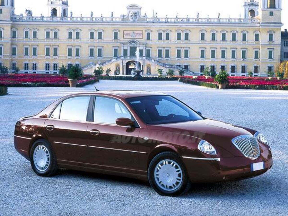 lancia thesis scheda tecnica