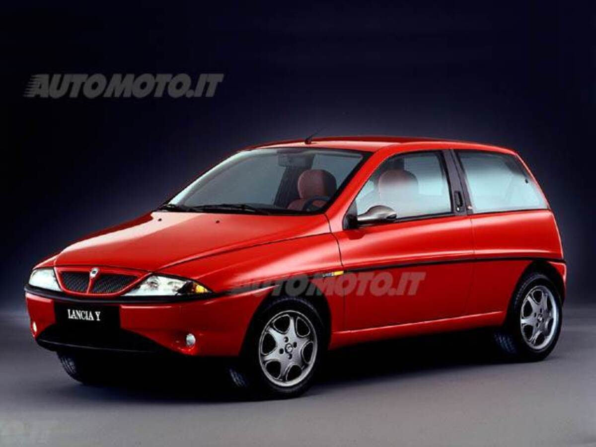 Lancia Y 16V cat Elefantino Rosso : prezzo e scheda tecnica - Automoto.it