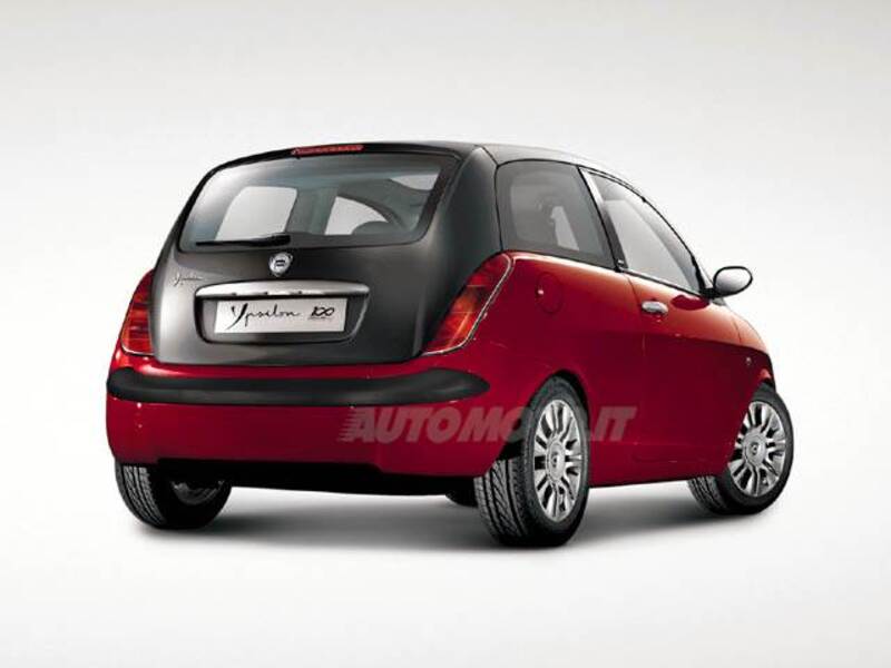 Lancia Ypsilon Argento 100