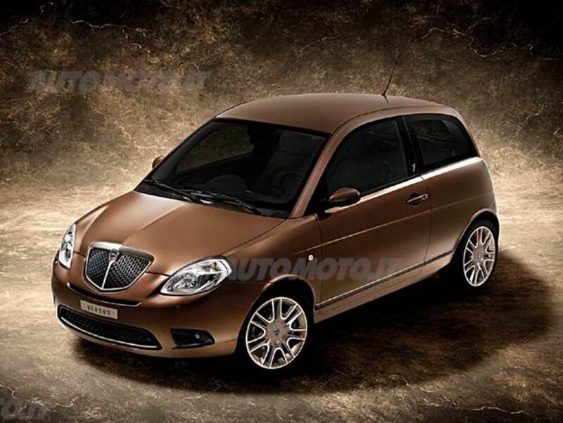 Lancia Ypsilon 1.2 Versus 