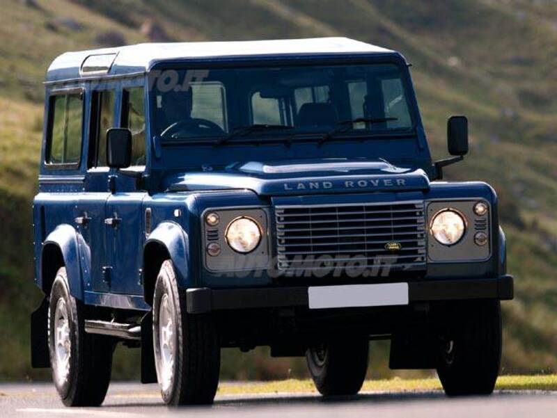 Land Rover Defender 110 2.4 TD4 Station Wagon S