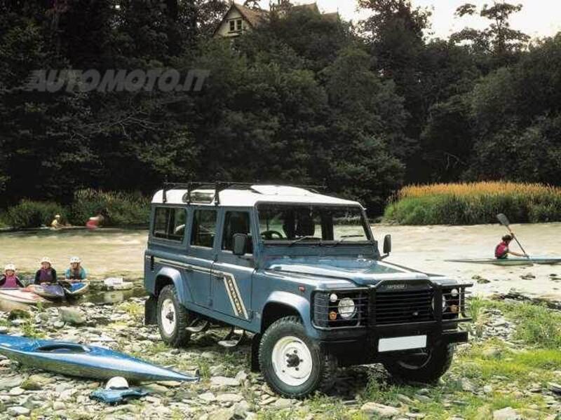 Land Rover Defender 110 2.5 Td5 cat Station Wagon County