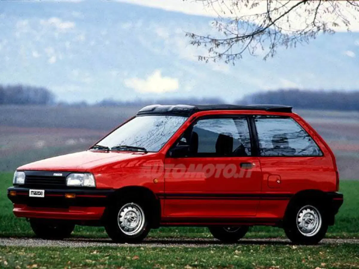 Mazda 121 Hatchback 1.3 3 porte Cabrio Top LX