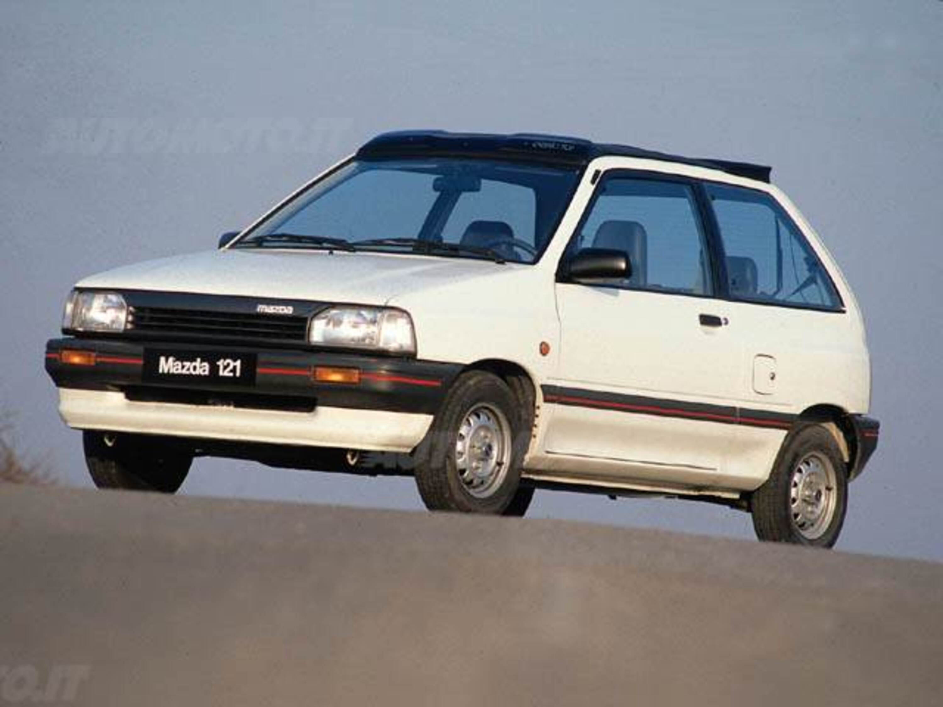 Mazda 121 Hatchback (1989-92)