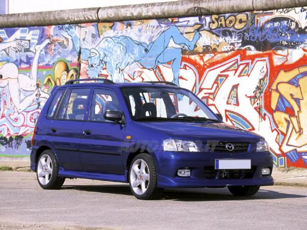 Mazda Demio 16V cat