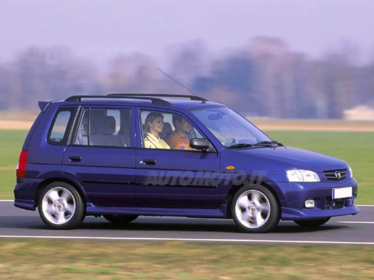 Mazda Demio 16V cat
