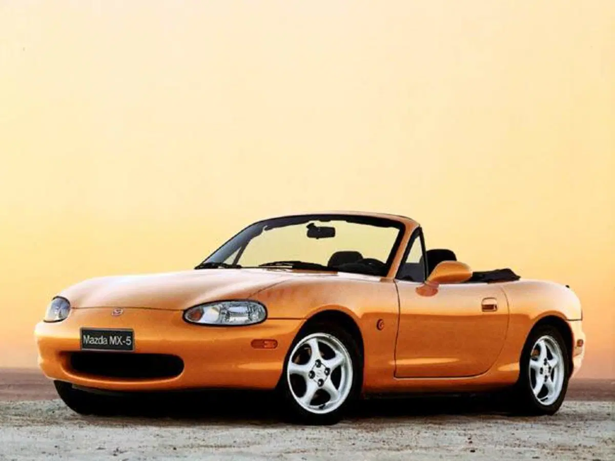 Mazda MX-5 1.8i 16V cat