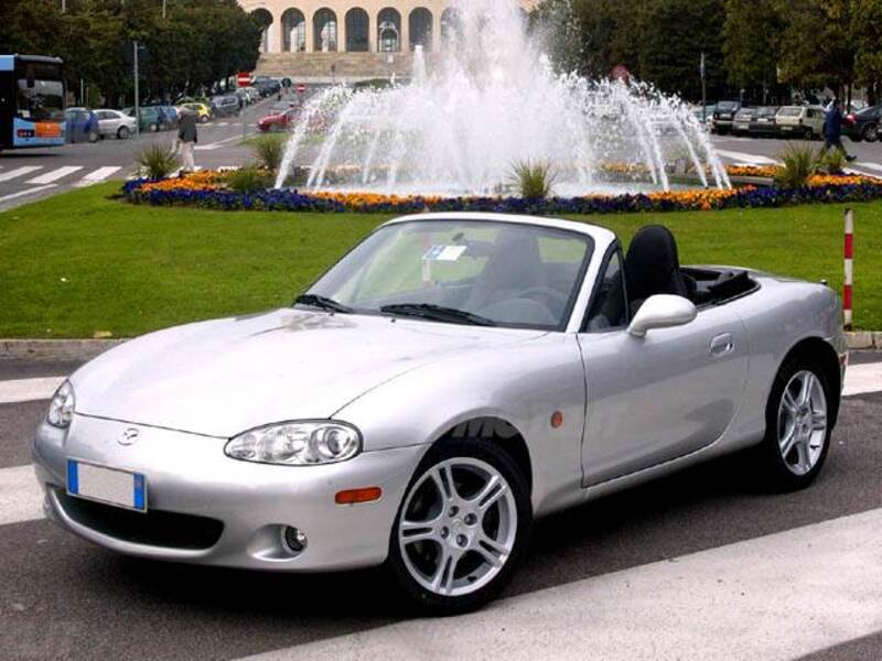 Mazda MX-5 1.8i 16V cat Milestone