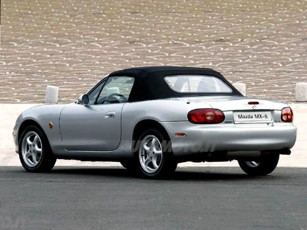 Mazda MX-5 1.6i 16V cat Vanity Leather
