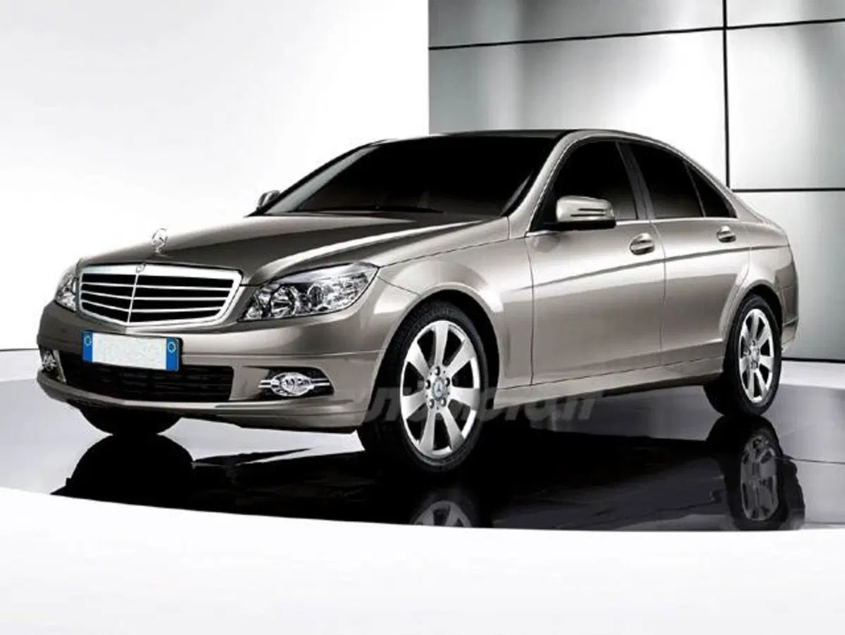 Mercedes-Benz Classe C 230 Avantgarde FIRST