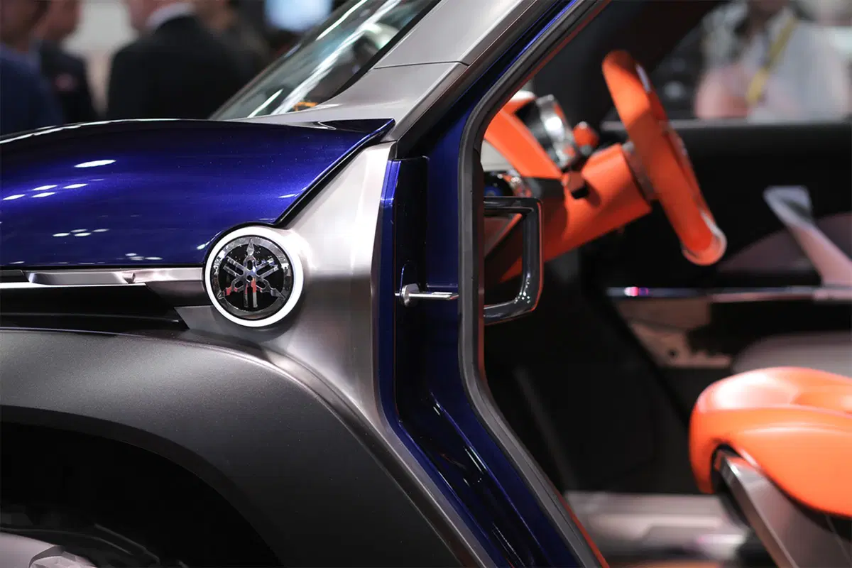 Yamaha Cross Hub Concept, dalle due ruote alle 4x4 (12)
