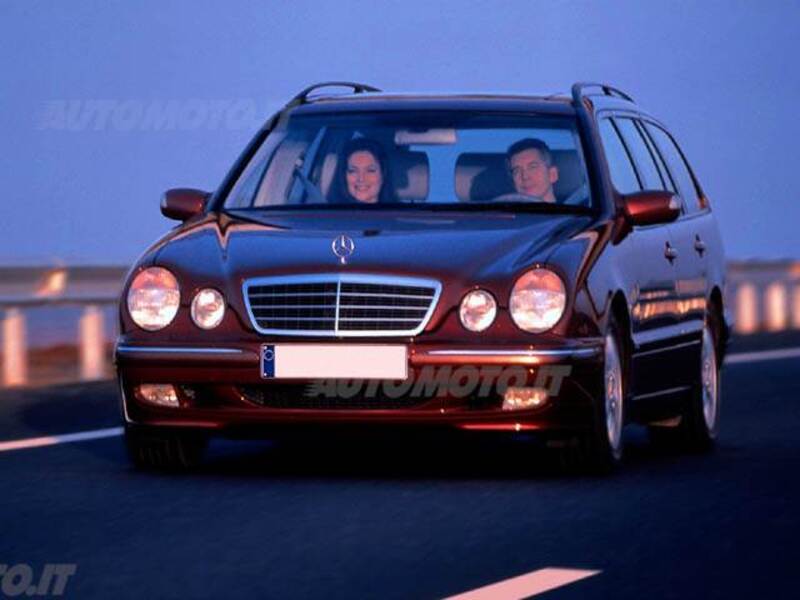 Mercedes-Benz Classe E Station Wagon 200 Kompressor cat Elegance Evo