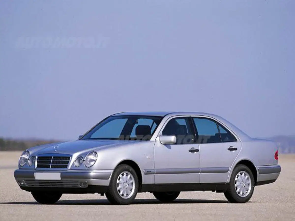 Mercedes-Benz Classe E 220 diesel cat Classic