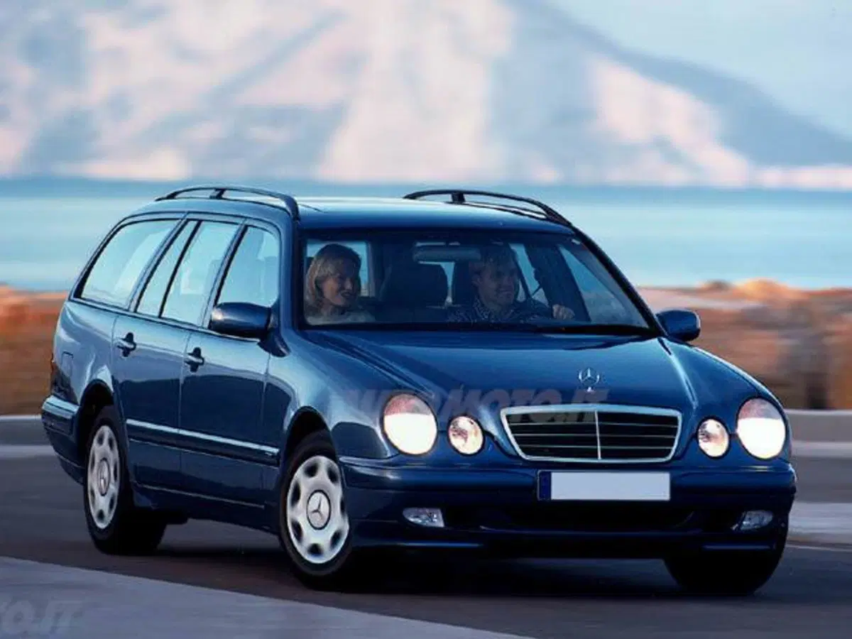 Mercedes-Benz Classe E Station Wagon 280 V6 cat 4Matic Classic