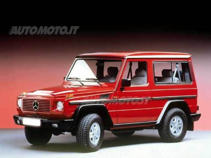 Mercedes-Benz 290 290 GD corto Station Wagon 