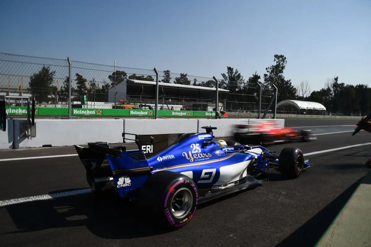 F1, GP Messico 2017: pole per Vettel (4)