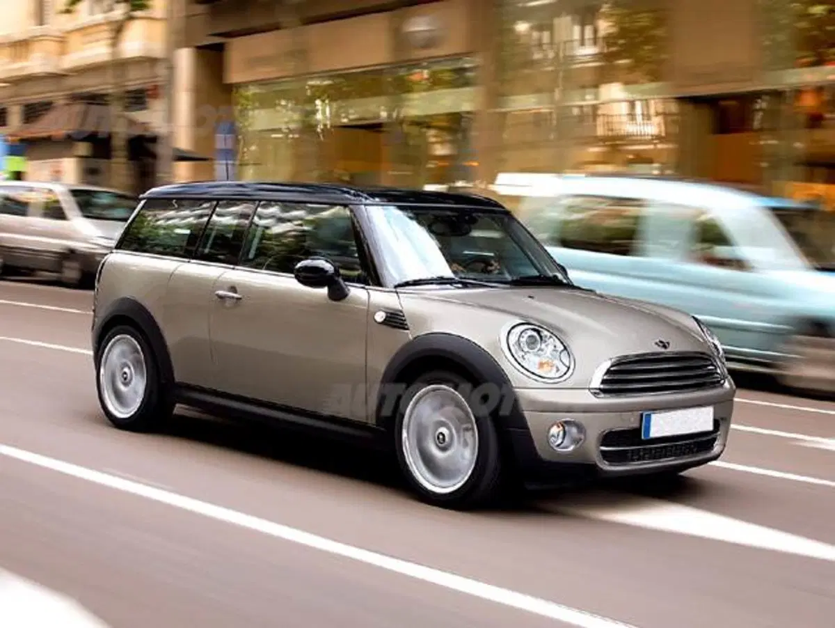 MINI Mini Clubman 1.6 16V Cooper D Pepper Clubman