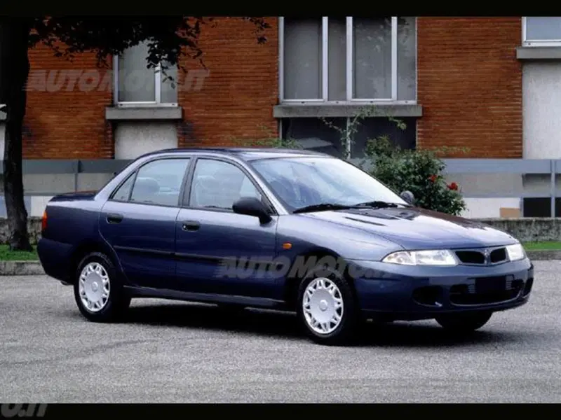 Mitsubishi Carisma 16V cat 4 porte GLX