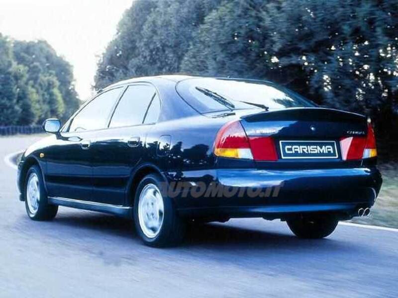 Mitsubishi Carisma TD 5 porte GLX Executive