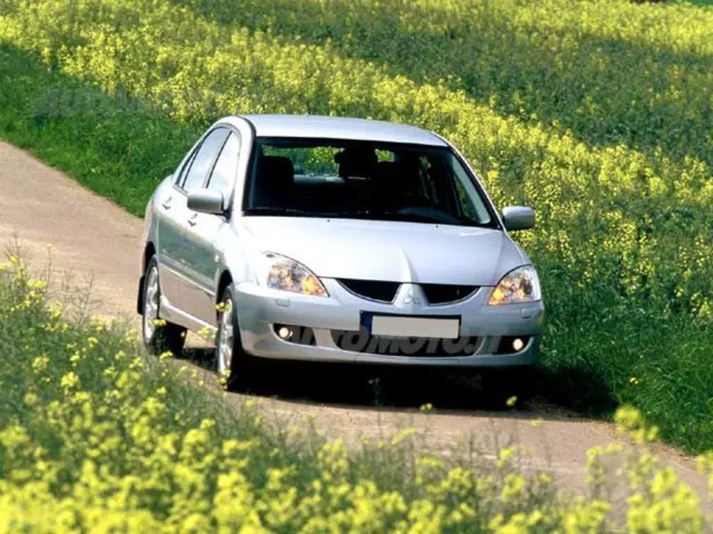 Mitsubishi Lancer 1.3 16V Saloon Comfort