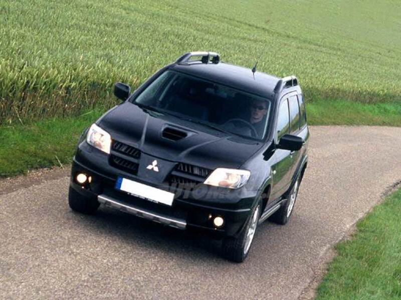 Mitsubishi Outlander 2.0i 16V 4WD Turbo 