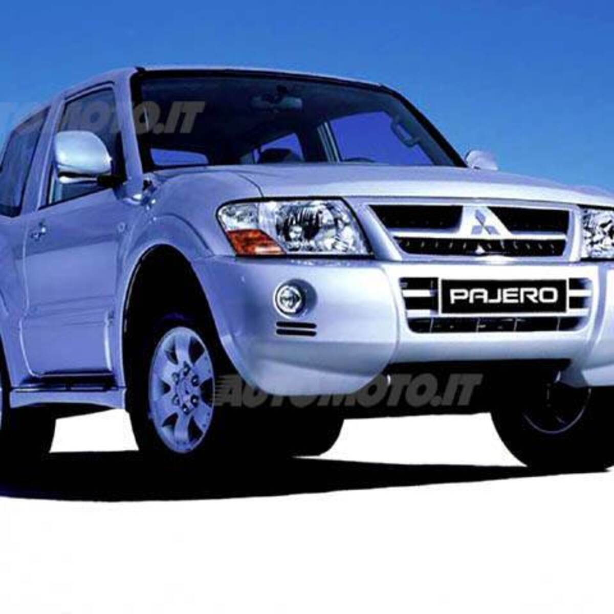 Mitsubishi Pajero (2000-07)