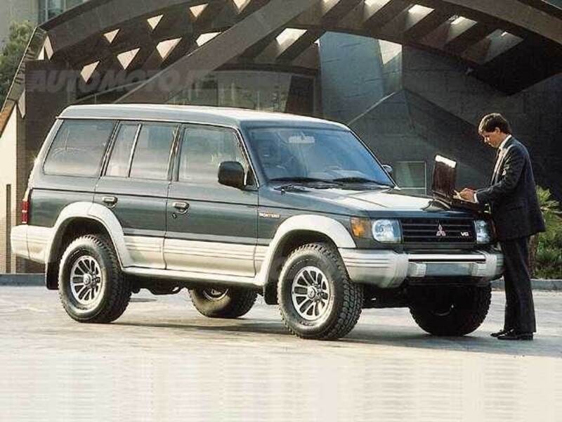 Mitsubishi Pajero 3.5 V6 cat Wagon GLS