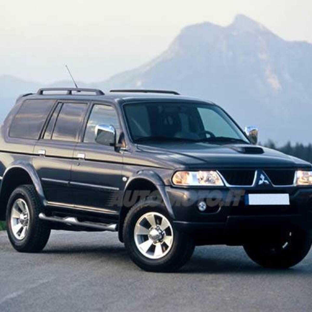 Mitsubishi Pajero (1998-07)