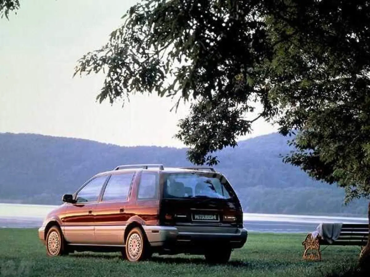 Mitsubishi Space Wagon 2.0i 16V cat GLX Target