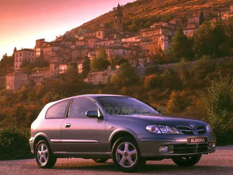 Nissan Tino 2.2 TD 3 porte